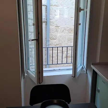 Una Corte Sui Tetti Di Bari Exterior photo